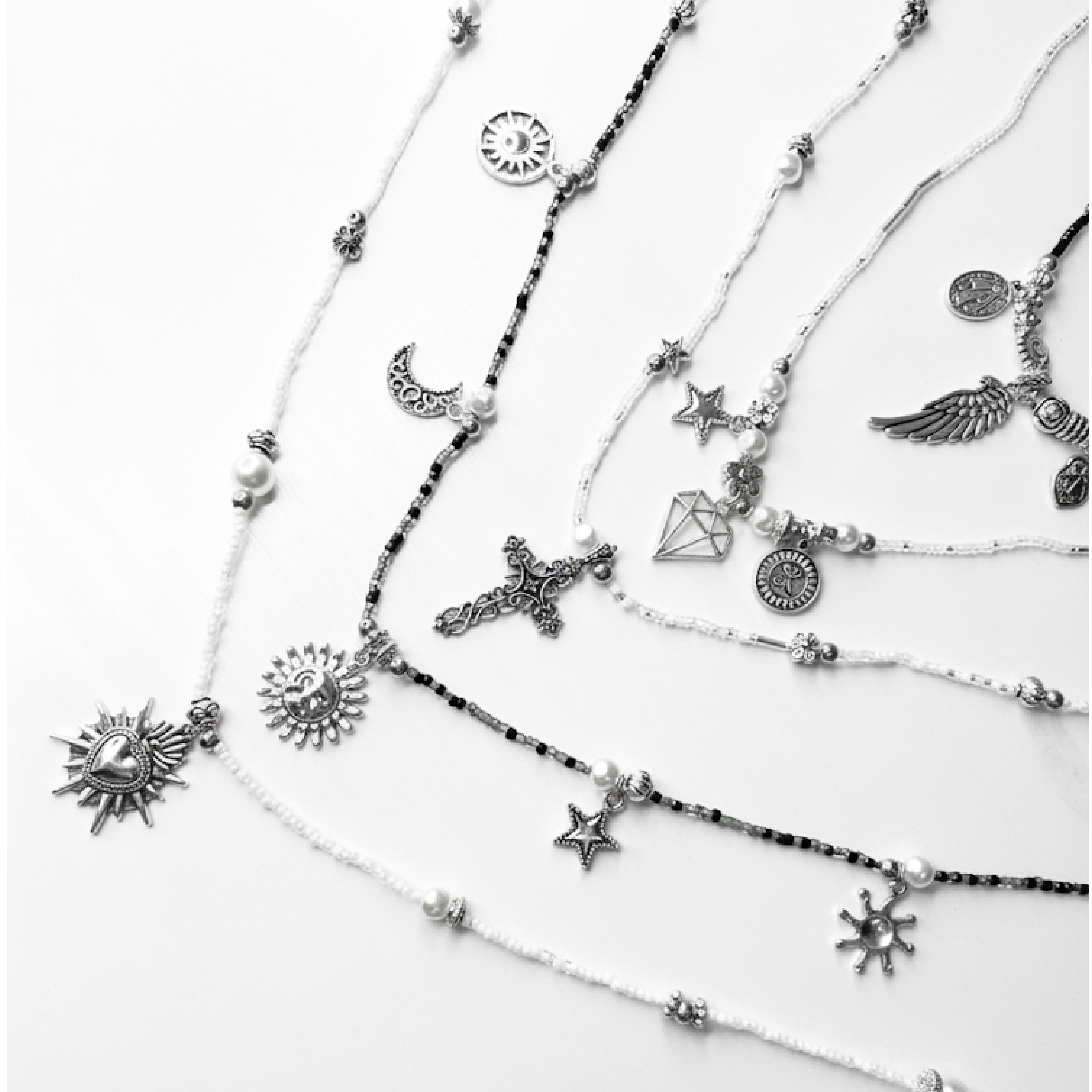 EggnWorks Museum エッグンワークス ミュージアム beads necklace