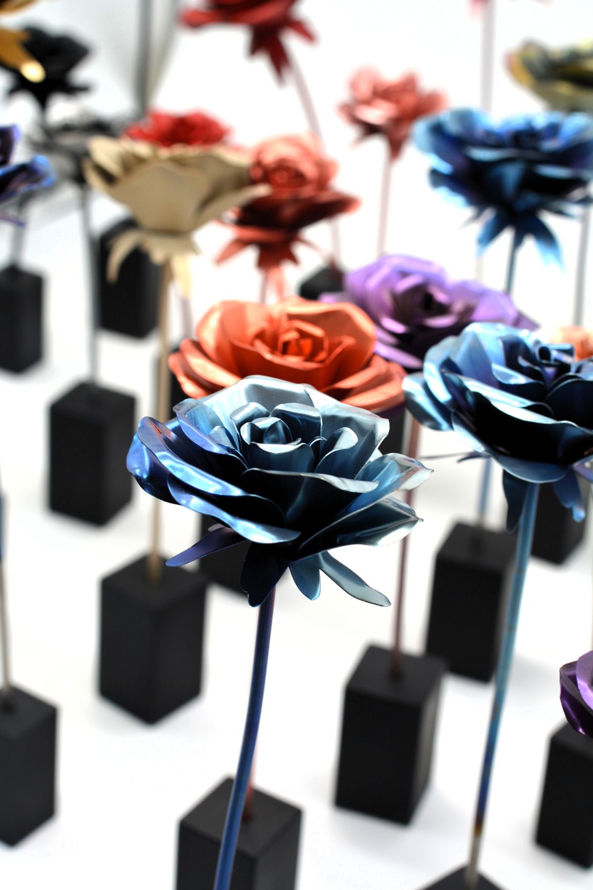 EggnWorks Museum エッグンワークス ミュージアム 金属の薔薇TINKER