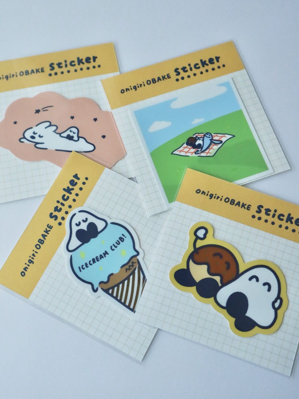 EggnWorks Museum エッグンワークス ミュージアム おにぎりおばけステッカーsasa