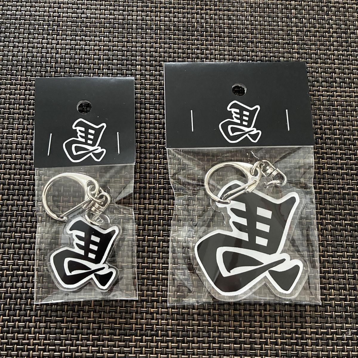 EggnWorks Museum エッグンワークス ミュージアム 左馬アクリルキーホルダー