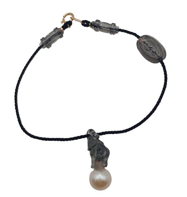EggnWorks Museum エッグンワークス ミュージアム Shinons（シノンズ）レジンブレスレット